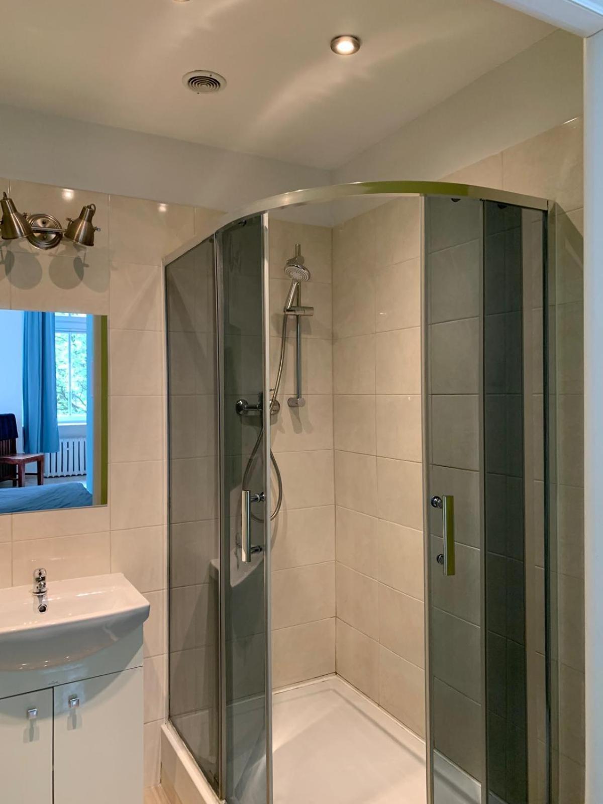 Bright And Spacious Apartment Szczecin Bagian luar foto